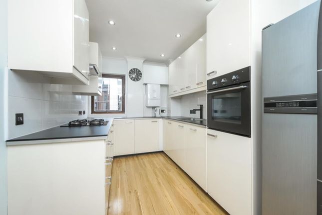 Flat for sale in Royal Court, Kings Road, Reading