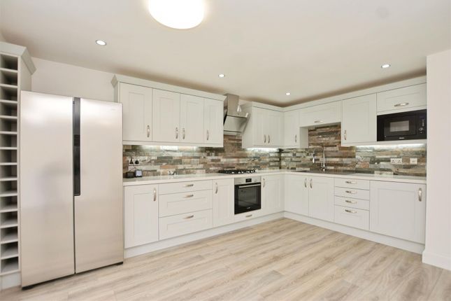 15, Girton Close, Scunthorpe photo 4