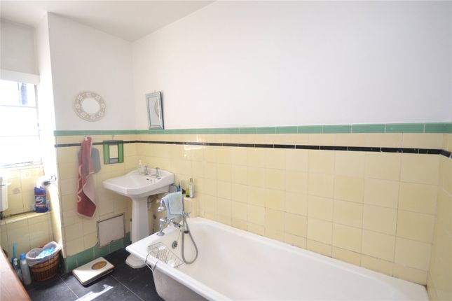 Flat for sale in Whitehall Lodge, Pages Lane, Muswell Hill