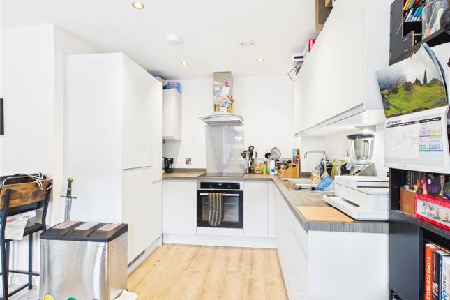 Flat 4, 421A,, Barlow Moor Road, Greater Manchester photo 3
