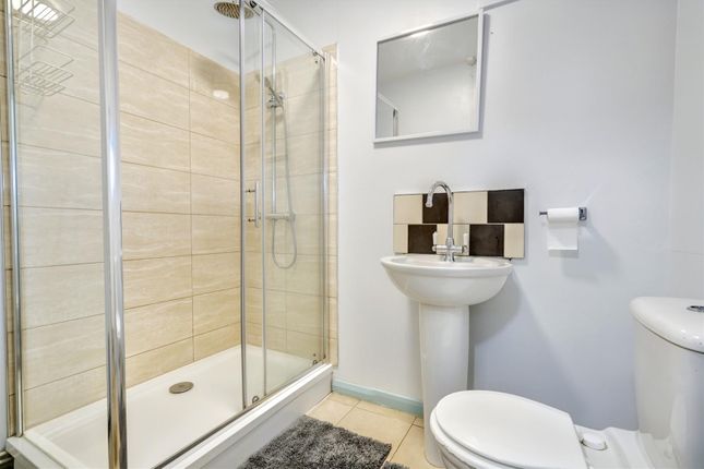 Cott 3 Shower Room.Jpeg