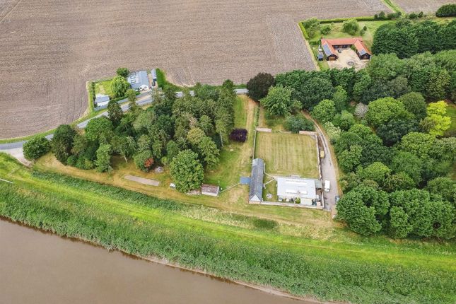 Thumbnail Barn conversion for sale in Stow Road, Wiggenhall St. Mary Magdalen, King's Lynn