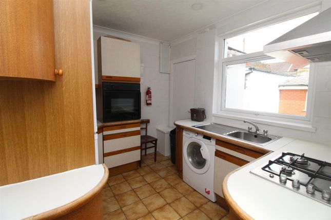 4-bed house on Crwys Road, Cardiff, £2,100/mo