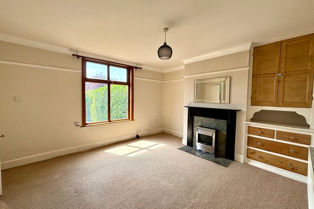 2-bed house on 23, Smithville, Riddlesden, £160,000
