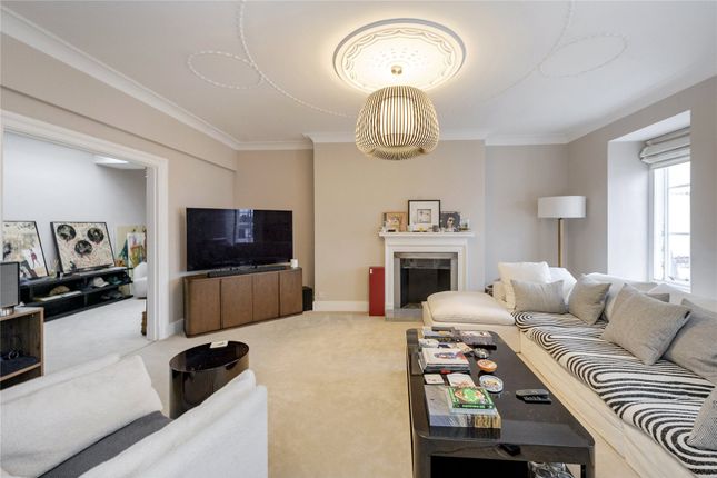 Flat 8, 3, Belgrave Place, London photo 2