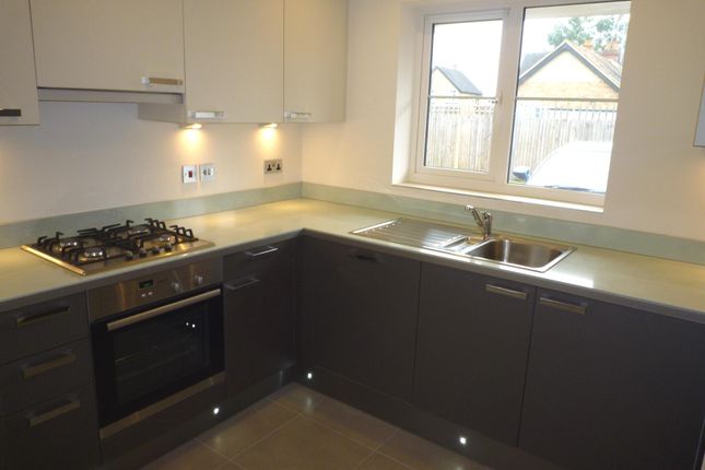 3, Woodbury Close, MAIDENHEAD photo 2
