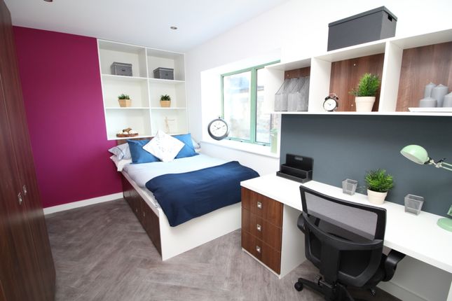 Thumbnail Flat to rent in Library Road, Pontypridd