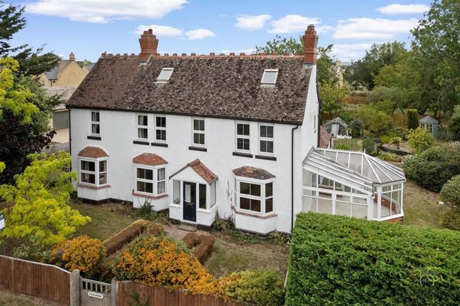 4-bed house on Fieldhouse, Broadway Road, Broadway, £590,000