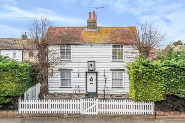 Thumbnail Cottage for sale in Chalk Road, Gravesend