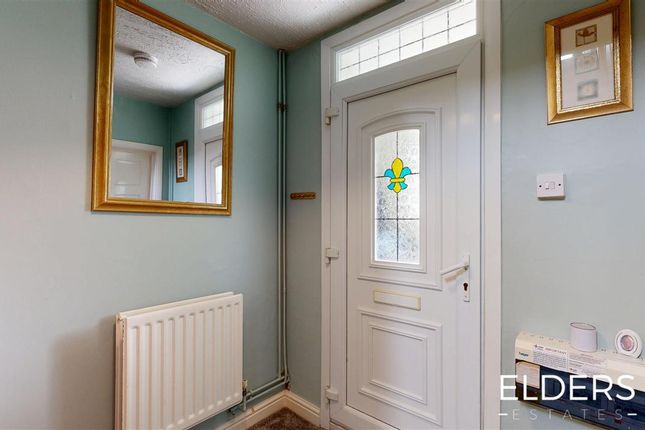 38, Windermere Avenue, Kirk Hallam photo 3