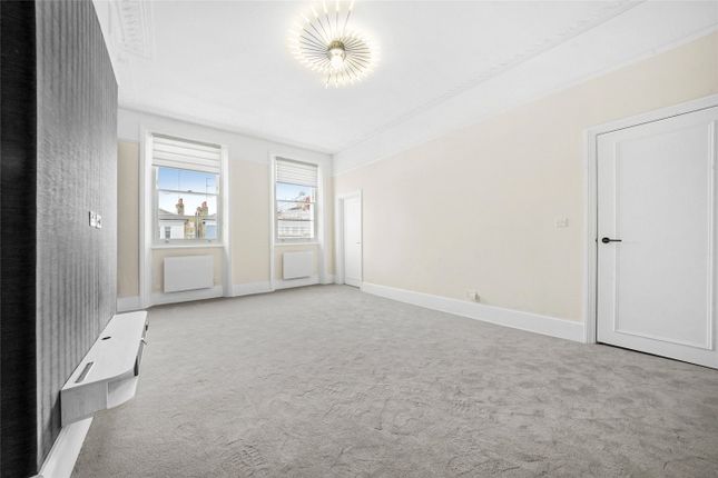 Second Floor Flat, 23, Elgin Crescent, London photo 4