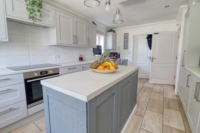 75, Holland Road, Clacton on Sea photo 3