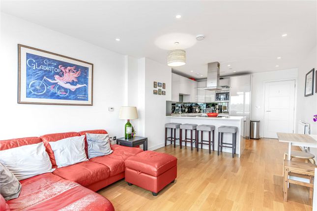 Flat for sale in Ferrier Apartments, 336 Clapham Road, London