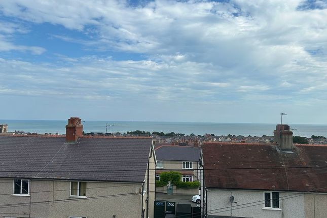 39, Grange Road, Colwyn Bay photo 2