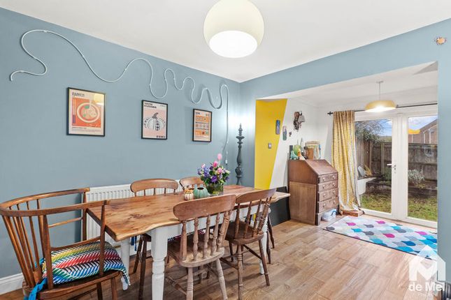 9, Huddleston Road, Cheltenham photo 3
