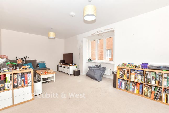 11, Utah Close, Fareham photo 4