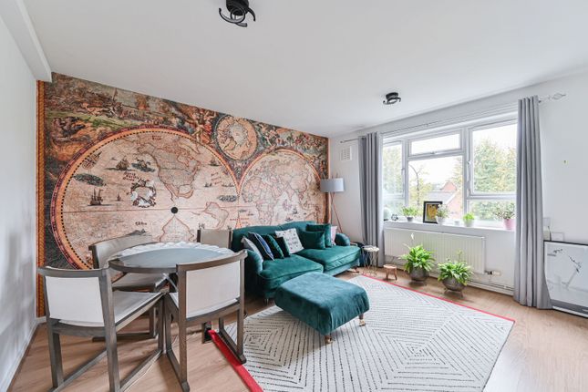Calidore Close, Endymion Road, Brixton photo 2