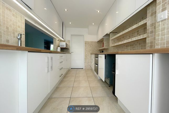 A Blackbrook Road, Fareham photo 3