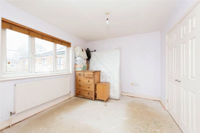 Flat for sale in Isabella Place, Kingston Upon Thames
