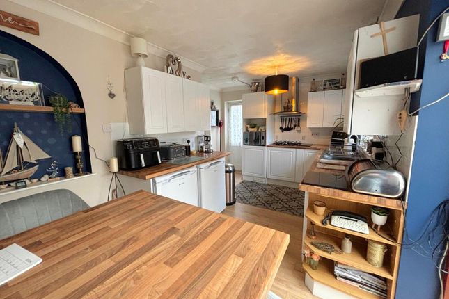 1A, Whitesmith Road, Newport photo 3