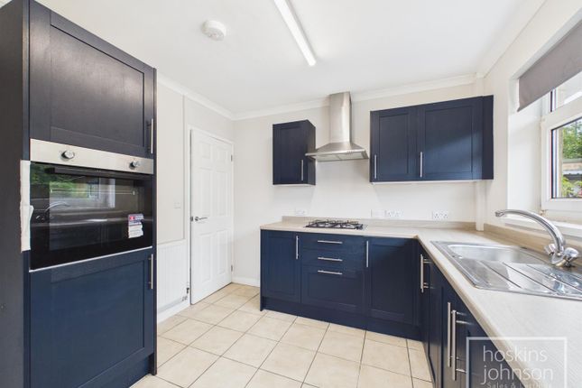 20, Heol Y Coed, Pontypridd photo 3