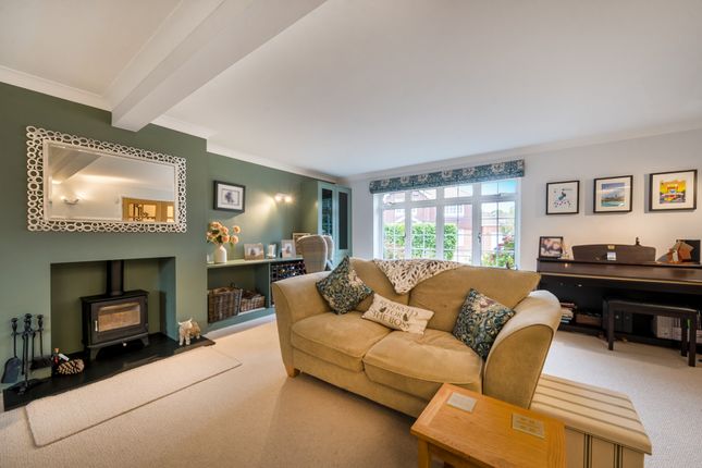 1, Westminster Close, High Wycombe photo 4