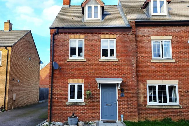 Thumbnail Semi-detached house for sale in Stockbridge Close, Clifton, Shefford