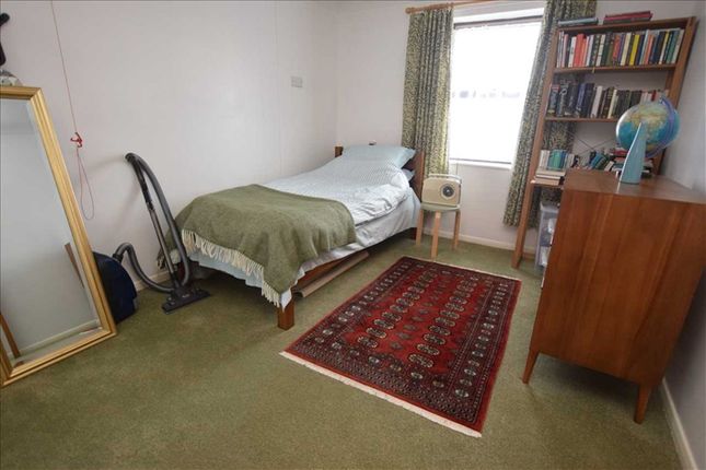 211, Balmoral Court, Springfield Road, Chelmsford photo 4