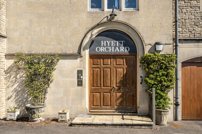 Flat 4, Hyett Orchard, Hyett Close, Painswick, Stroud photo 2