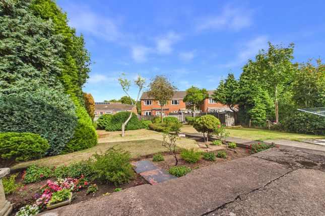 93, Twycross Grove, Birmingham photo 4
