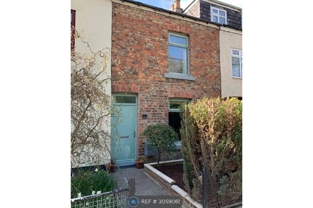 2-bed terraced on Great Ayton, £895/mo