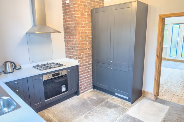 7 Beulah Terrace, Leeds photo 2
