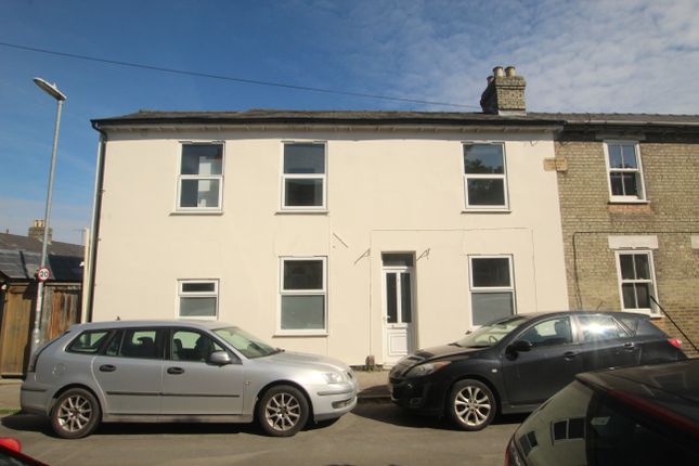 Thumbnail End terrace house to rent in Sleaford Street, Cambridge