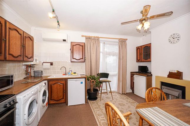 Greville Road, Hastings photo 4