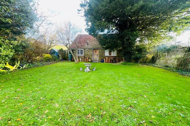 Stone Place Cottage, Farriers Way, Shorwell photo 2