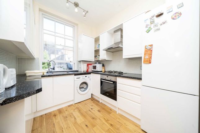 Thumbnail Flat to rent in Belsize Road, London