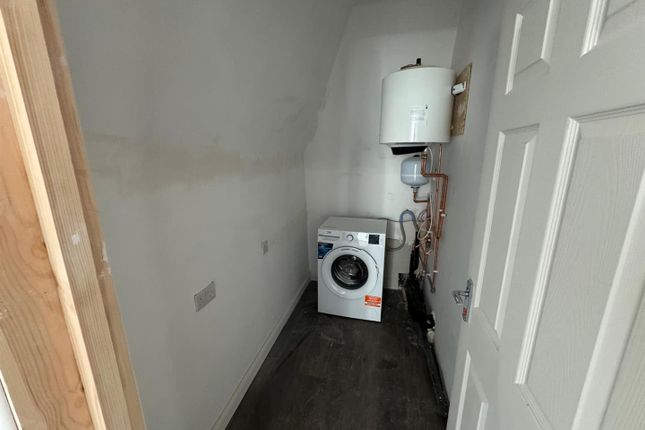 2 Bed - Ruislip High Street