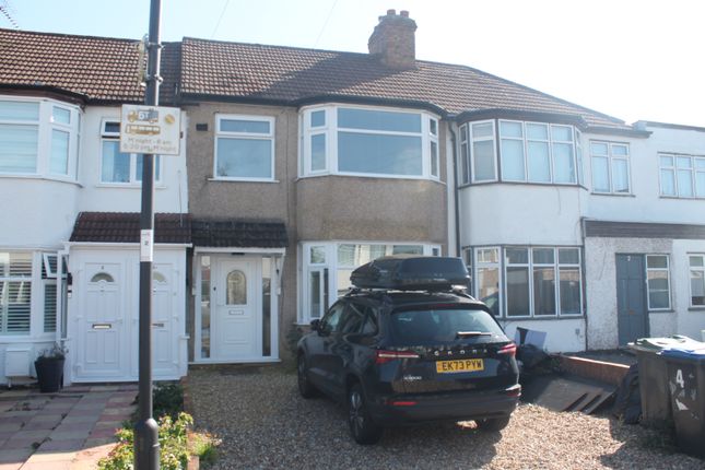 4 Bed Terraced House To Rent Briar Close, London N13