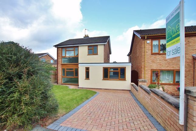 Thumbnail Detached house for sale in Kylemore Drive, Pensby, Wirral