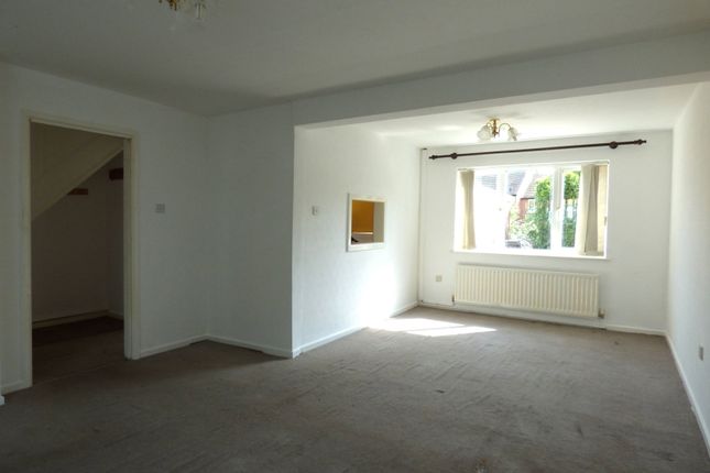 19, Bluebell Close, Malvern photo 3
