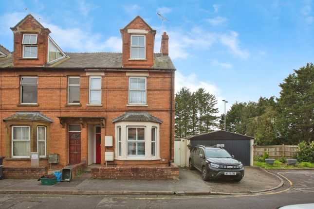 End terrace house for sale in Everton Road, Yeovil