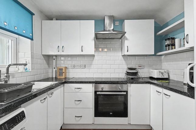 14, Poleacre Drive, Widnes photo 3