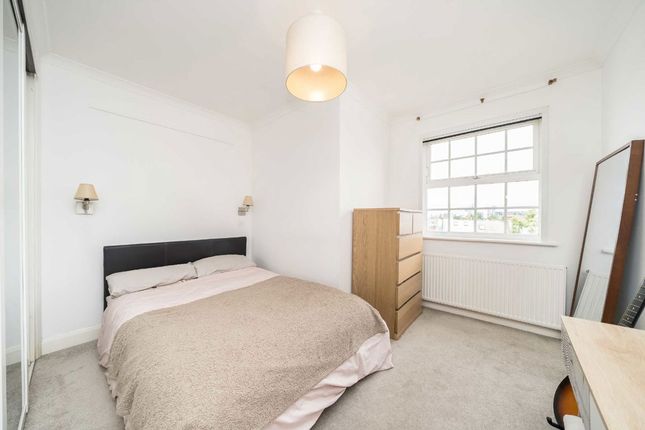 Flat 7, 1, Ashby Mews, London photo 2