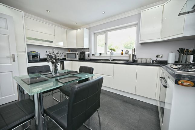 5, Bowland Crescent, Barnsley photo 5