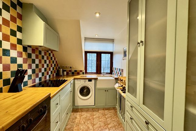 1-bed flat on Flat Flat 3, 107, Stanmore Hill, Stanmore, £250,000