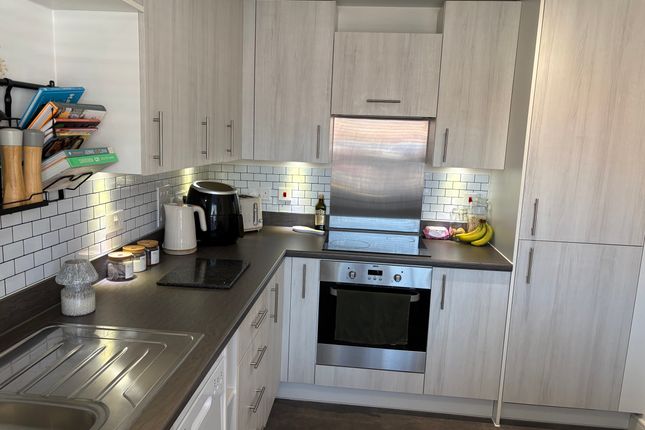30 Cotter Way, Canterbury photo 4