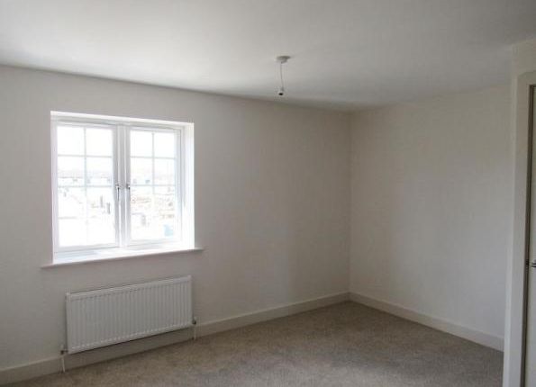 Town house to rent in Gervase Holles Way, Scartho, Grimsby