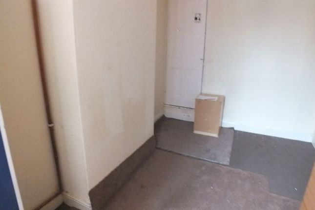 6 Roslyn Street, Leicester photo 5