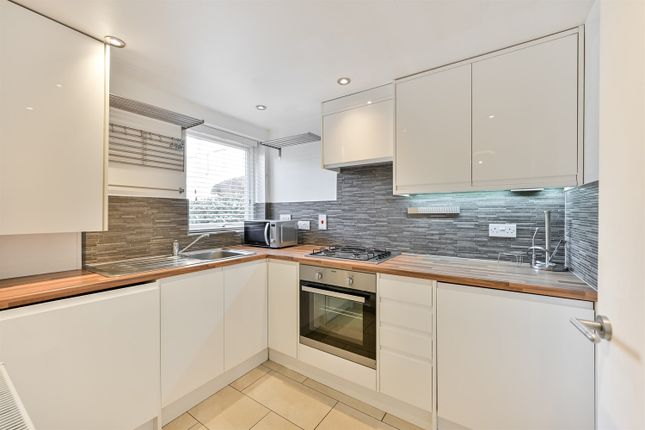 12, Barkham Mews, Queens Road, Reading photo 2