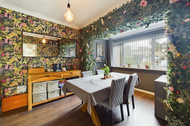 7, Brooklyn Close, Cardiff photo 4